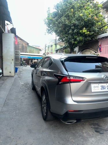 NX200T 015 ឡានស្អាតអត់បុកប៉ះ ម្ចាស់ដេីម 30800✅✅