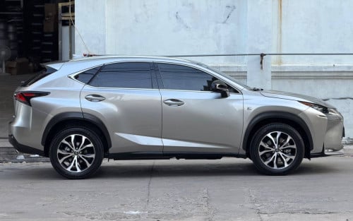 Nx200t 2016 ក្នុងcherryគុជ3