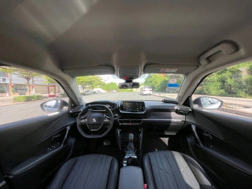 Peugeot 2008, 2022 FULL-OPTION ្មីខ្លាំងតម្លៃល្អ