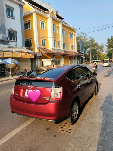 Prius 04 Full