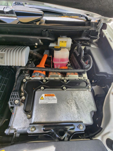 Prius 2010 option sola ស្អាតណាស់ មូល100%