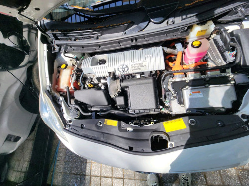 Prius 2010 option sola ស្អាតណាស់ មូល100%