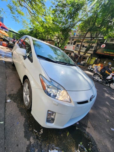 Prius 2010 option5 ថ្មីណាស់ មូល100%មានសំបុកឃ្មុំស៊ីន