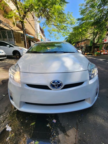 Prius 2010 option5 ថ្មីណាស់ មូល100%មានសំបុកឃ្មុំស៊ីន