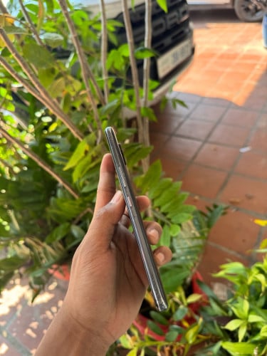 Rog 3 256G /Ram 12G អេក្រង់ 2K ធានាលេីការប្រេីប្រាស់✅ 100$