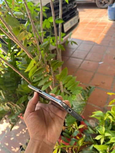 Rog 3 256G /Ram 12G អេក្រង់ 2K ធានាលេីការប្រេីប្រាស់✅ 100$