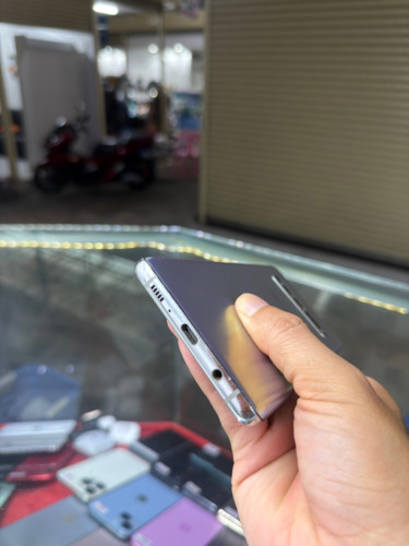 Samsung S10 5G Korea , Ram8GB HD256GB Phone Condition 97% , ដានអេក្រង់&បែកថាច់បន្តិច