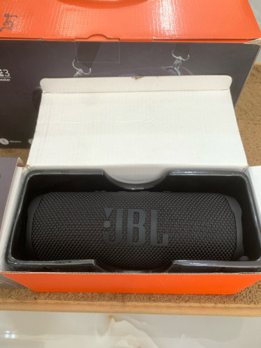 Speaker JBL Flip6 Grade A