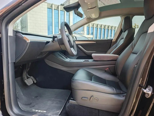 Tesla Model Y 525km Grade B+