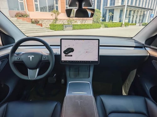 Tesla Model Y 525km Grade B+