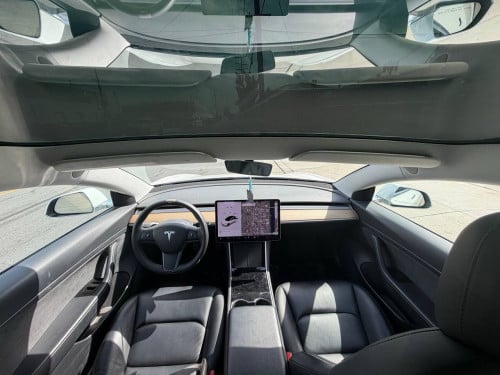 Tesla Model3 Standard Autopilot Full Self Driving ឡានប្រេីតាមផ្ទះនៅកាលី