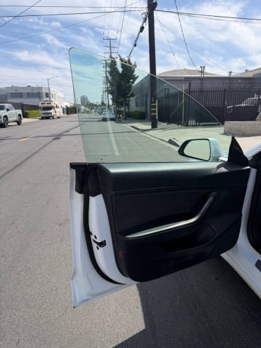 Tesla Model3 Standard Autopilot Full Self Driving ឡានប្រេីតាមផ្ទះនៅកាលី