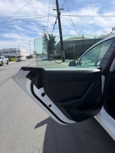Tesla Model3 Standard Autopilot Full Self Driving ឡានប្រេីតាមផ្ទះនៅកាលី