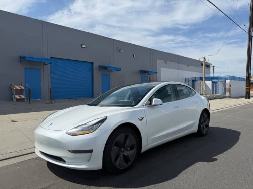 Tesla Model3 Standard Autopilot Full Self Driving ឡានប្រេីតាមផ្ទះនៅកាលី