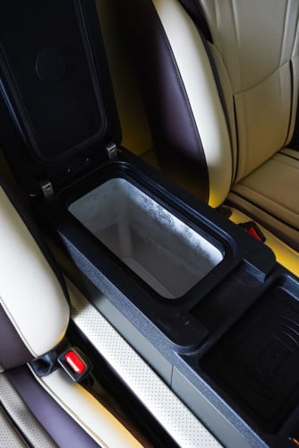 Toyota Hiace VIP 2024