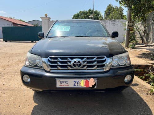 Toyota Highlander limited 2001 ប៉ុង2