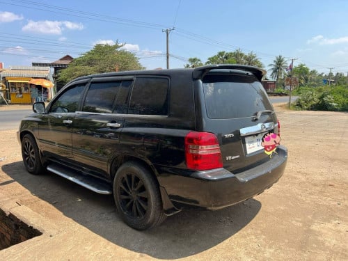 Toyota Highlander limited 2001 ប៉ុង2