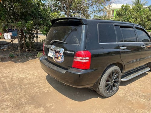 Toyota Highlander limited 2001 ប៉ុង2
