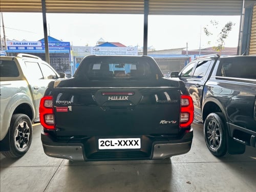 Toyota Hilux Revo Rally Full Option 2025