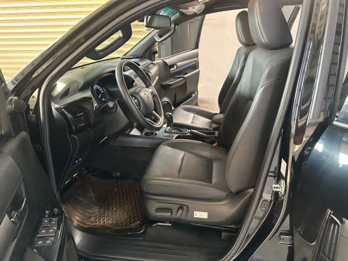 Toyota Hilux Revo Rally Full Option 2025