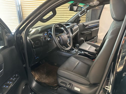Toyota Hilux Revo Rally Full Option 2025