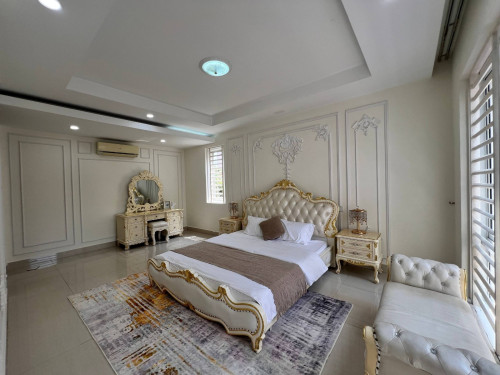 VILLA FOR RENT