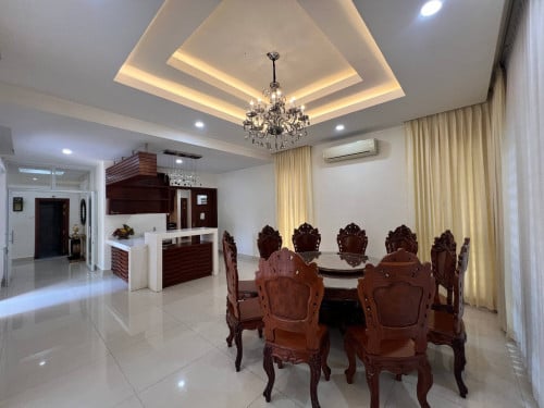 VILLA FOR RENT