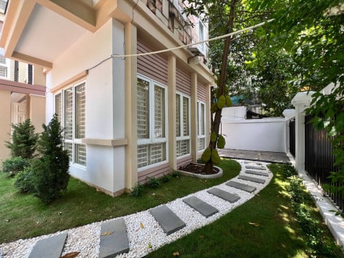 VILLA FOR RENT