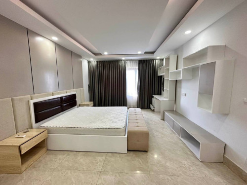 Villa for rent near xihu