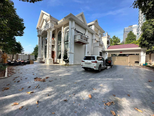 Villa for rent near xihu