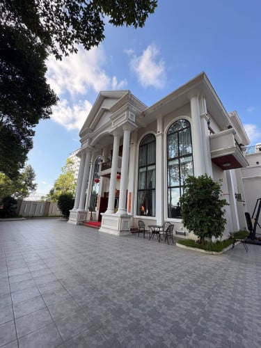 Villa for rent near xihu