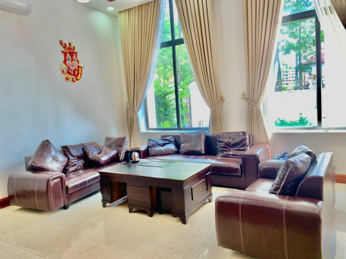 Villa for rent near xihu