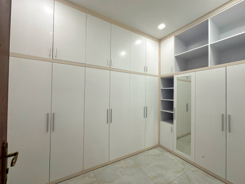 Villa for rent near xihu