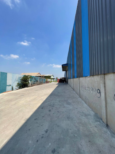 Warehouse For Rent