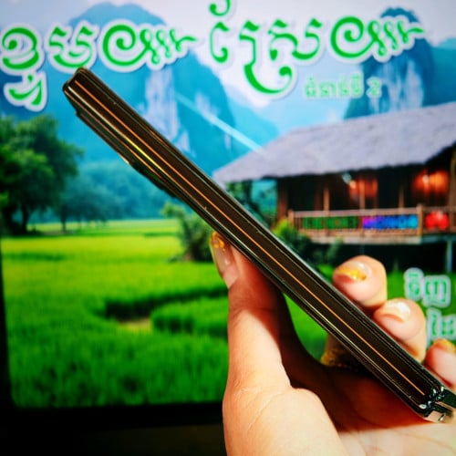 Xiaomi Mix Fold3 5G Sim2 (វៃដូរបាន)មានធានាច្បាស់លាស់ត្រឹមត្រូវ