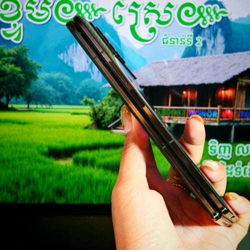 Xiaomi Mix Fold3 5G Sim2 (វៃដូរបាន)មានធានាច្បាស់លាស់ត្រឹមត្រូវ
