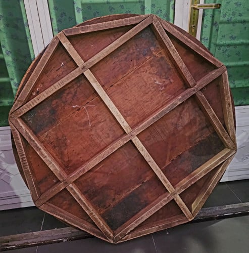 តុមូលឈើគគី