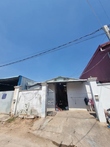 បន្ទប់ជួល