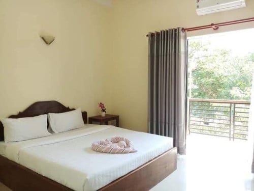 ផ្ទះជួល ឬលក់ -  RENT OR SALE