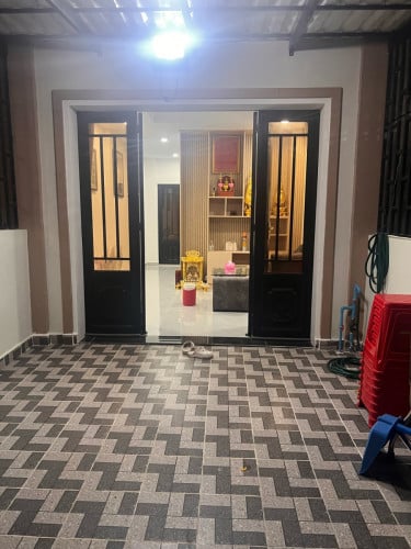 ផ្ទះលក់បន្ទាន់ នៅជិតវត្តស្នៀត តម្លៃចចាបានទៀត ចចាកាត់ប្លង់ឃូន