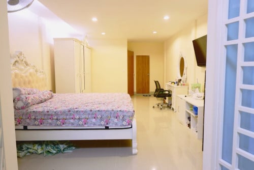 ផ្ទះល្វែងដាក់លក់ $130,000 គីឡូ 7