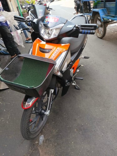 លក់ម៉ូតូជិះផ្ទាល់ 810$ ចរចា (អត់បេះដូង) 011/ 010 738486