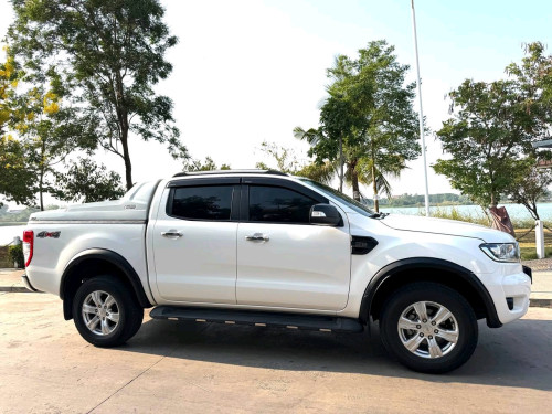ថ្នាំស៊ីន95% 2021 Ford Ranger XLT ម៉ាស៊ីនធំ3.2L ម៉ាសូត