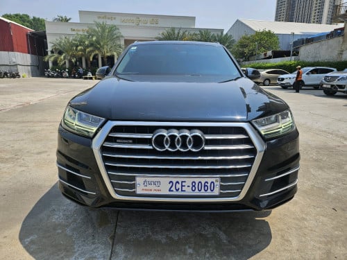 លក់ AUDI Q7 ឆ្នាំ2016