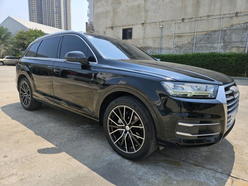 លក់ AUDI Q7 ឆ្នាំ2016