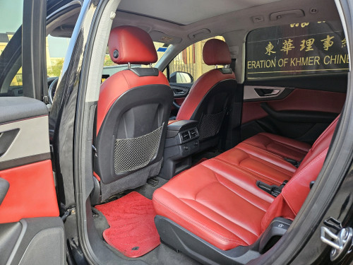 លក់ AUDI Q7 ឆ្នាំ2016