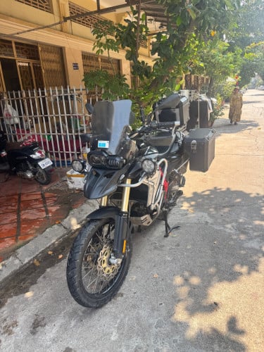 ម៉ូតូលក់ BMW F800GS