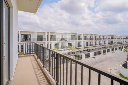 #FORSALE ️វីឡាភ្លោះកែង 3 បន្ទប់គេង🏠🍃 -📍បុរីចន្ទគីរី, ​ព្រែកកំពឹស​, ភ្នំពេញ