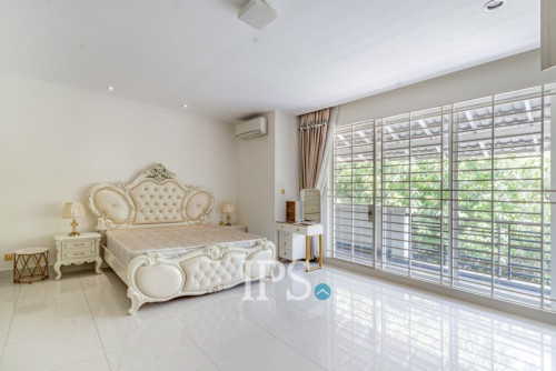 #FORSALE 4-Bedroom Twin Villa -📍The Star Platinum Rosato, Nirouth, Phnom Penh