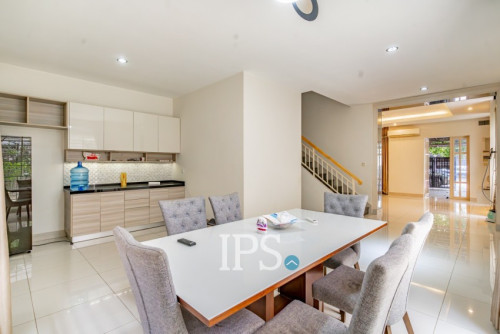 #FORSALE 4-Bedroom Twin Villa -📍The Star Platinum Rosato, Nirouth, Phnom Penh